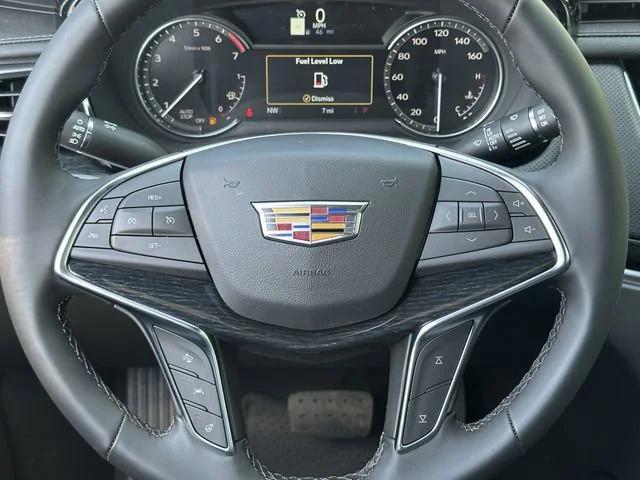 new 2025 Cadillac XT5 car, priced at $51,615