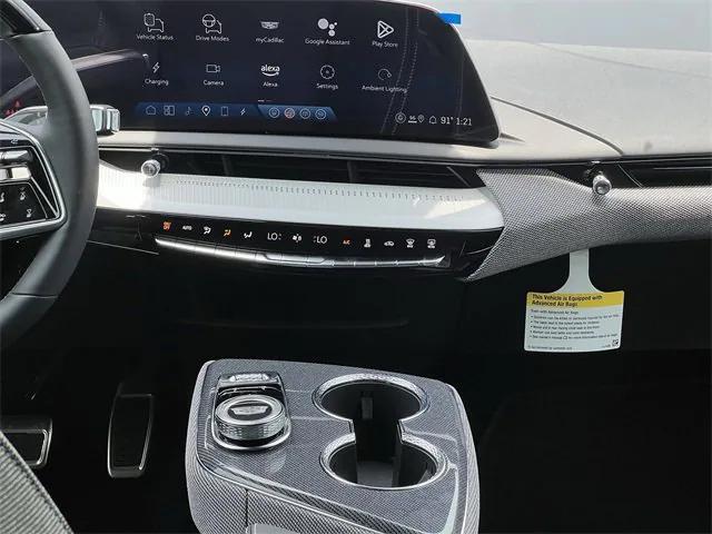 new 2025 Cadillac OPTIQ car, priced at $56,215