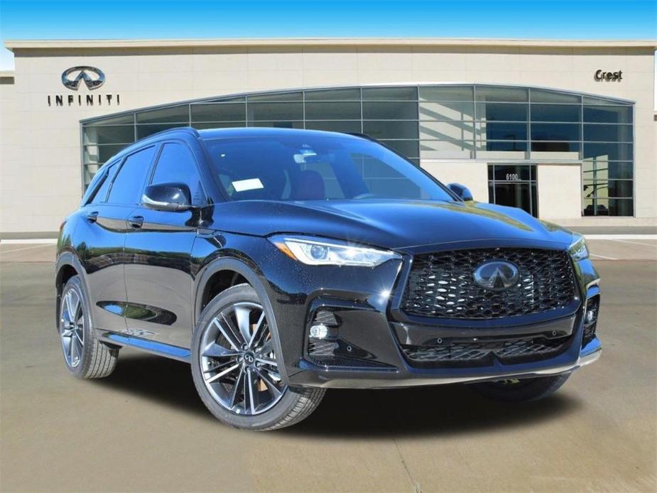 new 2024 INFINITI QX50 car