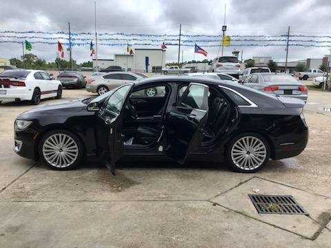 used 2017 Lincoln MKZ car