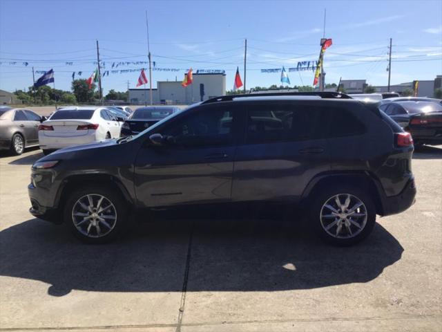 used 2018 Jeep Cherokee car