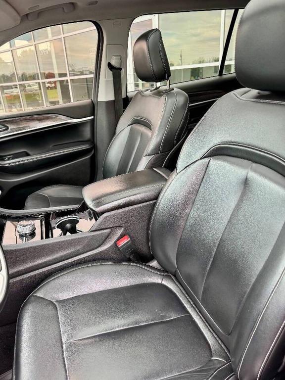 used 2022 Jeep Grand Cherokee L car, priced at $33,990