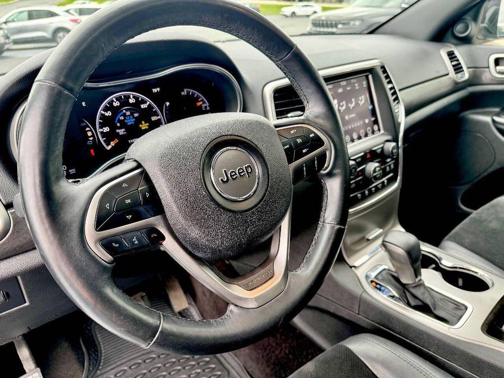 used 2018 Jeep Grand Cherokee car, priced at $17,990