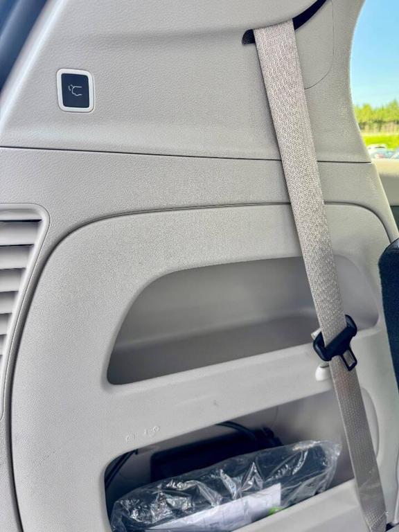 used 2023 Chrysler Pacifica car, priced at $23,990