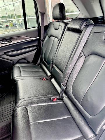 used 2023 Jeep Grand Cherokee car, priced at $34,990