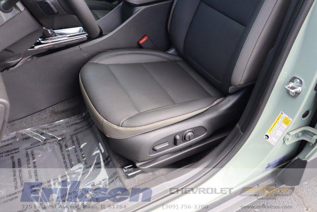 new 2025 Chevrolet Trax car, priced at $27,325