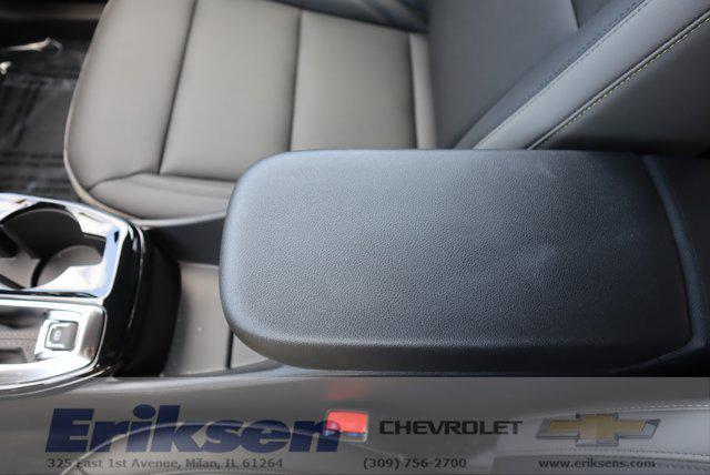 new 2025 Chevrolet Trax car, priced at $27,325