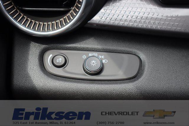 new 2025 Chevrolet Trax car, priced at $27,325