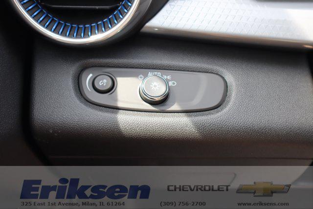 new 2025 Chevrolet Trax car, priced at $25,385