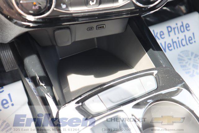 new 2025 Chevrolet Trax car, priced at $25,385