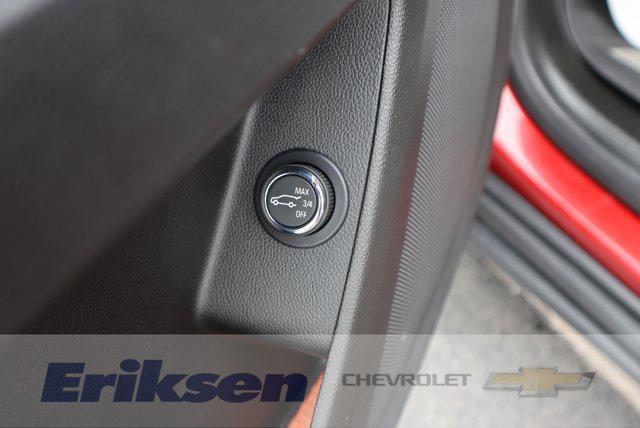 used 2022 Chevrolet Traverse car, priced at $28,990