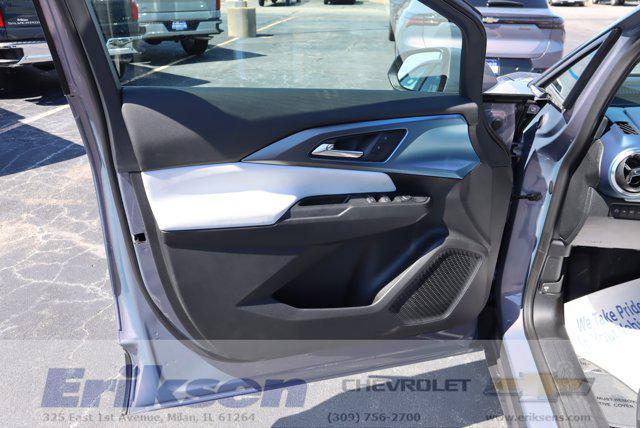 new 2025 Chevrolet Equinox EV car, priced at $38,590