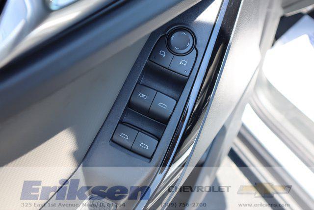 new 2026 Chevrolet Equinox car, priced at $33,785