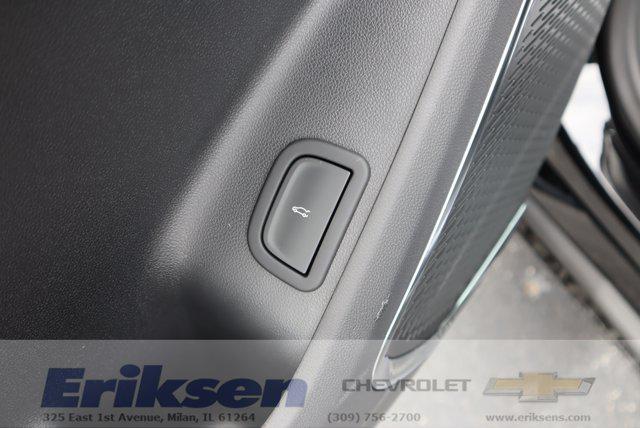 new 2026 Chevrolet Traverse car, priced at $57,215