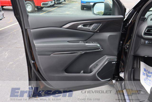 new 2026 Chevrolet Traverse car, priced at $57,215