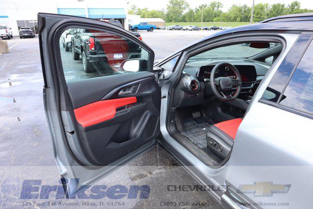 new 2025 Chevrolet Equinox EV car, priced at $43,885