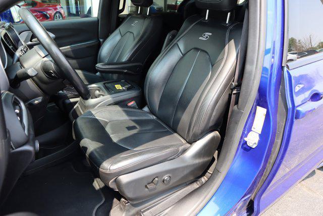 used 2021 Chrysler Pacifica car, priced at $18,990