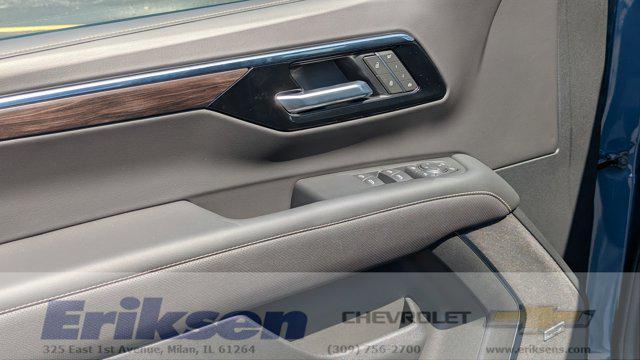 new 2025 Chevrolet Suburban car, priced at $77,095