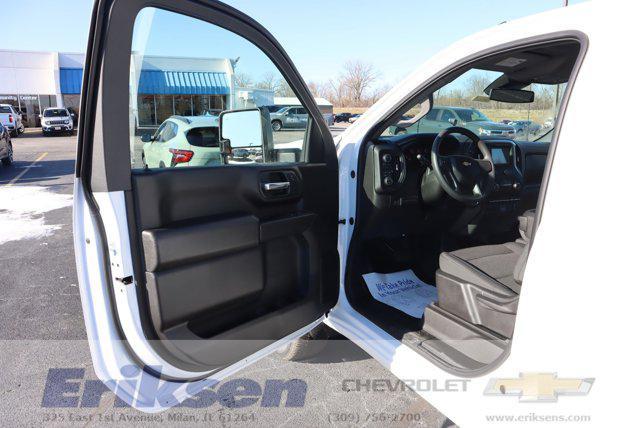 new 2025 Chevrolet Silverado 3500 car, priced at $55,560