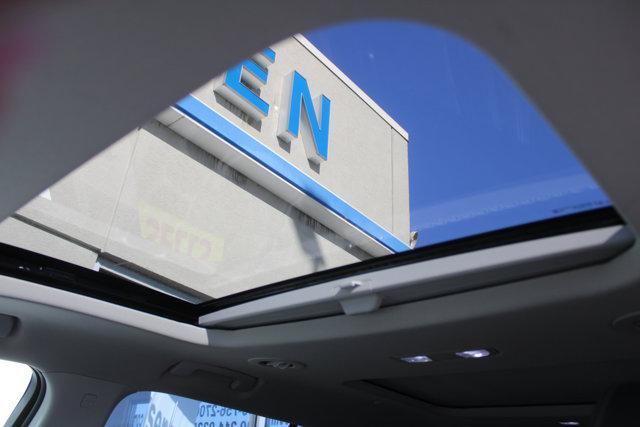 used 2019 Chevrolet Traverse car, priced at $22,990