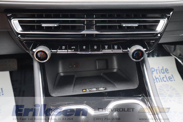 new 2025 Chevrolet Traverse car, priced at $48,195