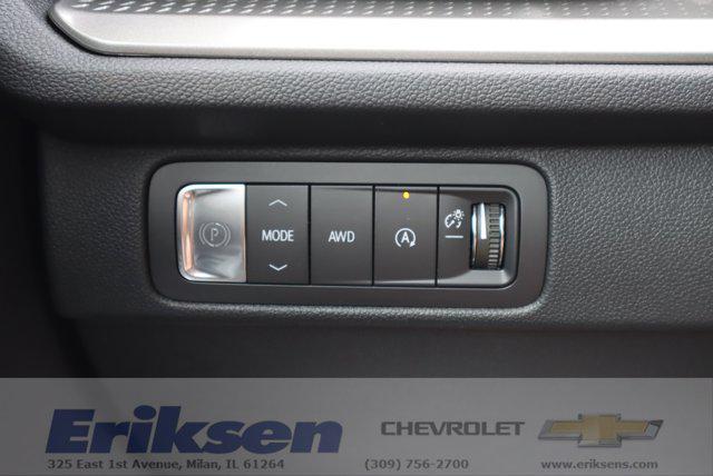 new 2025 Chevrolet Traverse car, priced at $48,195