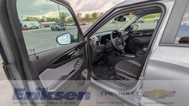 new 2025 Chevrolet TrailBlazer car, priced at $28,080