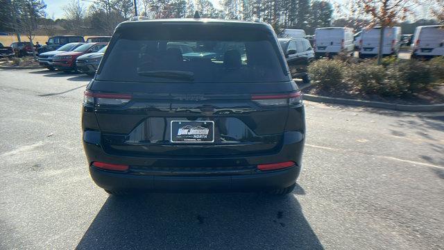 new 2025 Jeep Grand Cherokee car, priced at $39,999