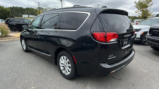 used 2017 Chrysler Pacifica car, priced at $9,995