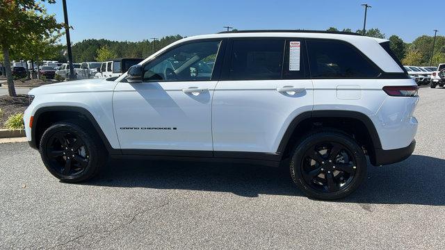 new 2025 Jeep Grand Cherokee car, priced at $47,500