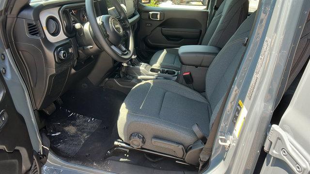 new 2025 Jeep Wrangler car, priced at $34,959