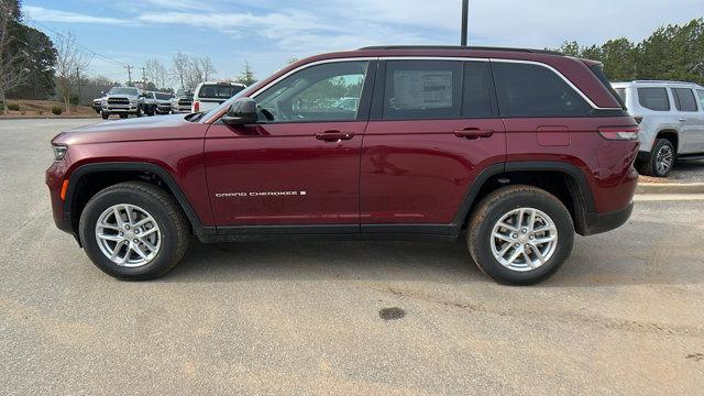 new 2025 Jeep Grand Cherokee car, priced at $42,175