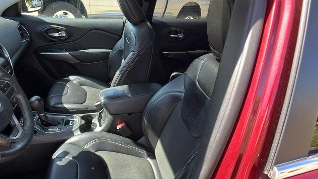 used 2020 Jeep Cherokee car, priced at $10,995