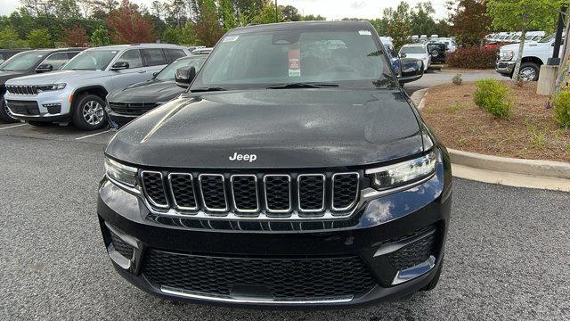 new 2024 Jeep Grand Cherokee car, priced at $33,900