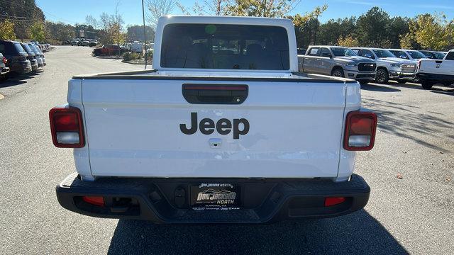 new 2025 Jeep Gladiator car, priced at $37,995