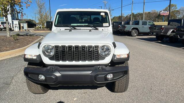 new 2025 Jeep Gladiator car, priced at $37,995