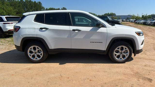 new 2025 Jeep Compass car, priced at $28,495