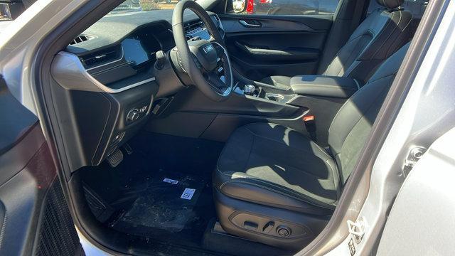 new 2025 Jeep Grand Cherokee L car, priced at $45,650