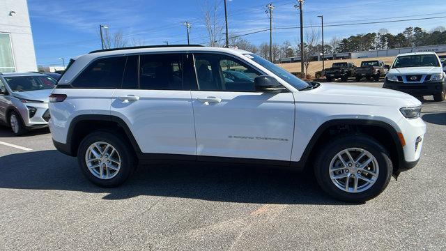 new 2025 Jeep Grand Cherokee car, priced at $33,580