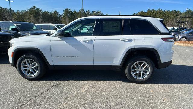 new 2025 Jeep Grand Cherokee car, priced at $33,580