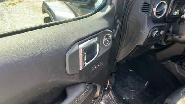 new 2025 Jeep Wrangler car, priced at $46,995