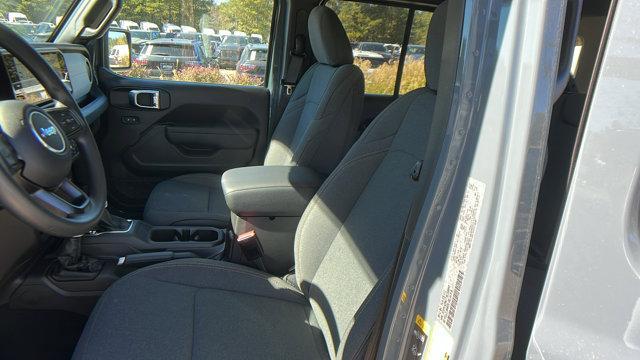 new 2026 Jeep Wrangler car, priced at $40,333