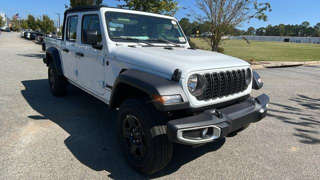 new 2024 Jeep Gladiator car, priced at $41,085