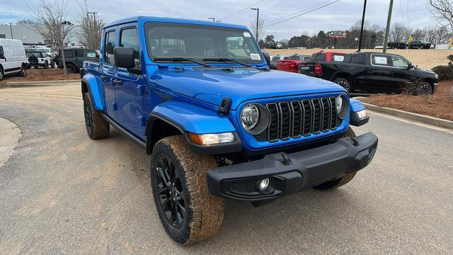 new 2025 Jeep Gladiator car, priced at $36,799