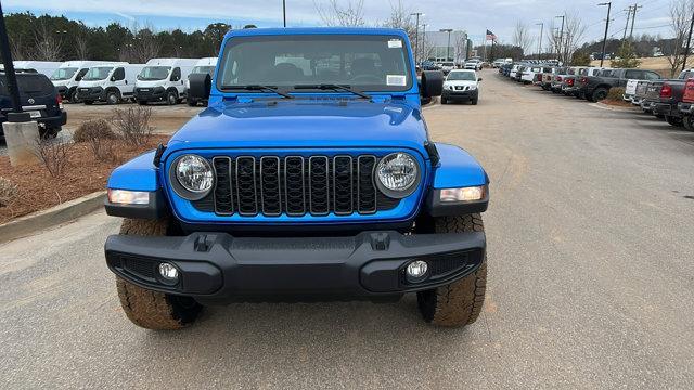 new 2025 Jeep Gladiator car, priced at $43,385