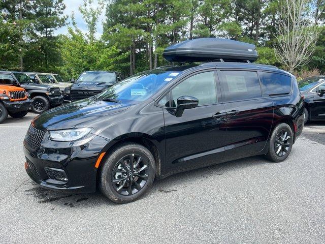 new 2025 Chrysler Pacifica car, priced at $41,650