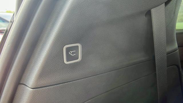 new 2025 Chrysler Pacifica car, priced at $36,650