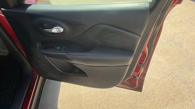 used 2016 Jeep Cherokee car, priced at $8,995