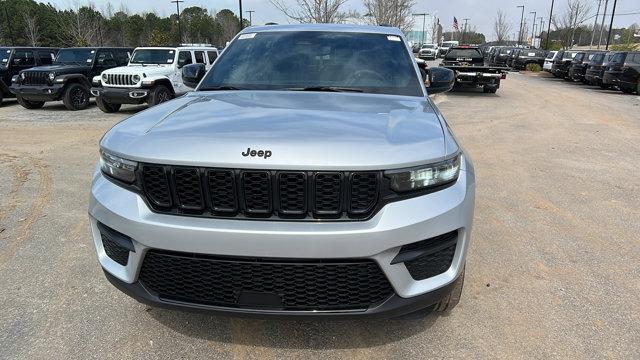 new 2024 Jeep Grand Cherokee car, priced at $42,175