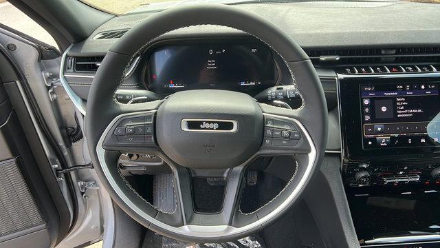 new 2024 Jeep Grand Cherokee car, priced at $42,175